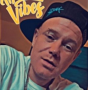 Meet your Posher, Bender